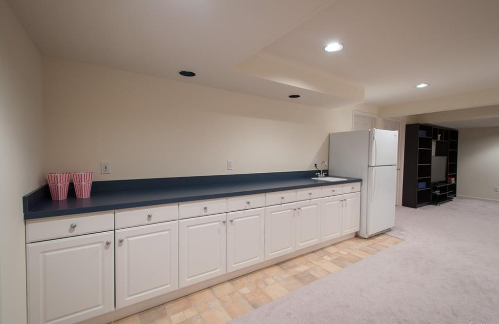 47320 Autumn Park Crt, Novi, MI 48374